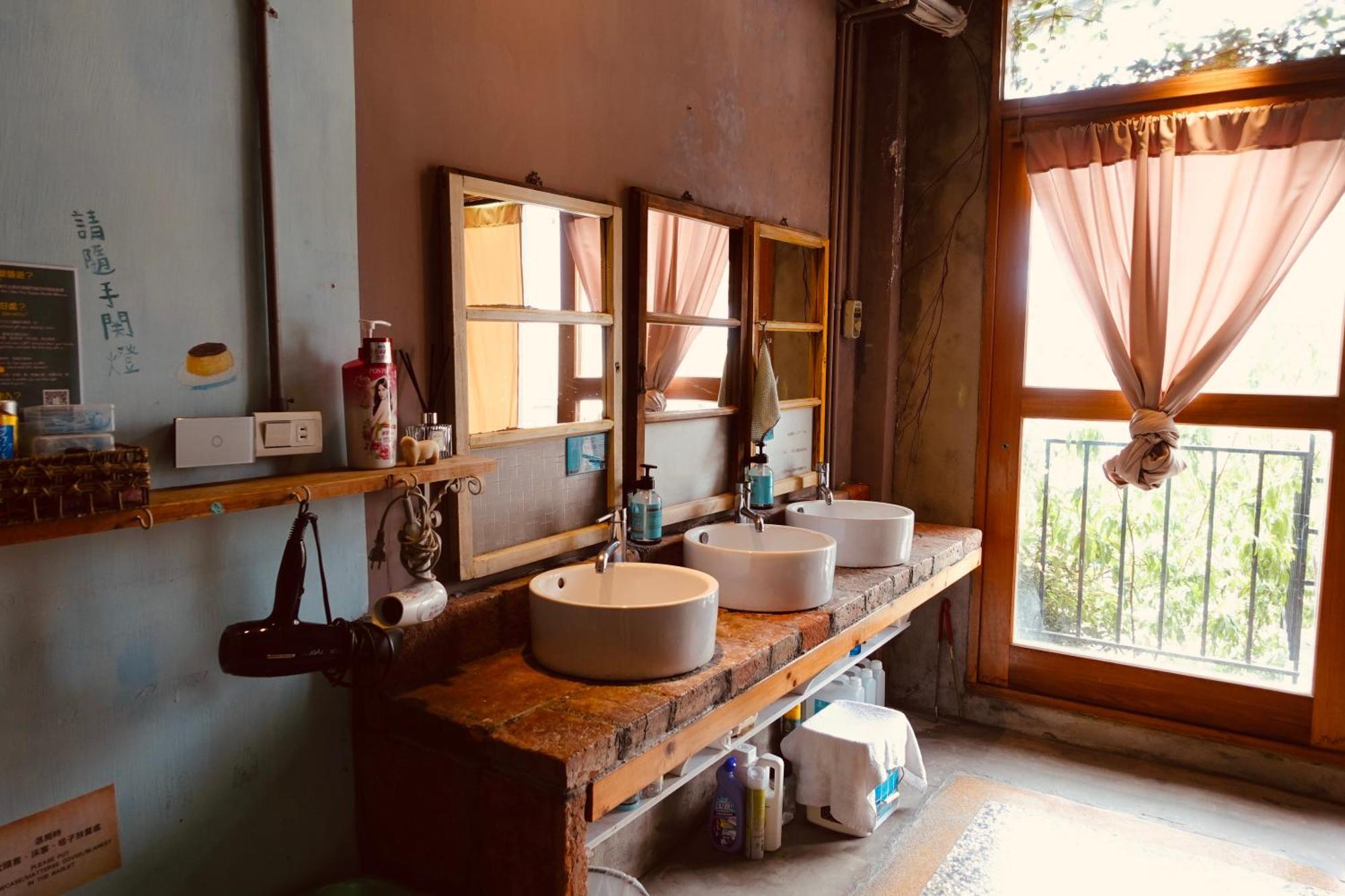 Fuqi Hostel - Heping Tainan Quarto foto
