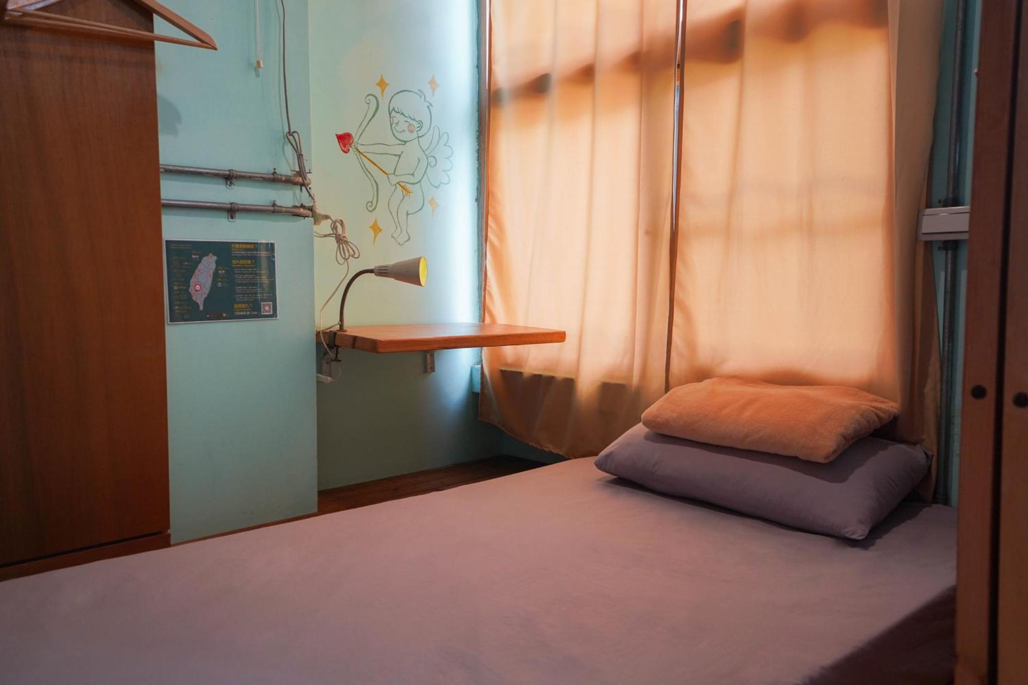 Fuqi Hostel - Heping Tainan Quarto foto